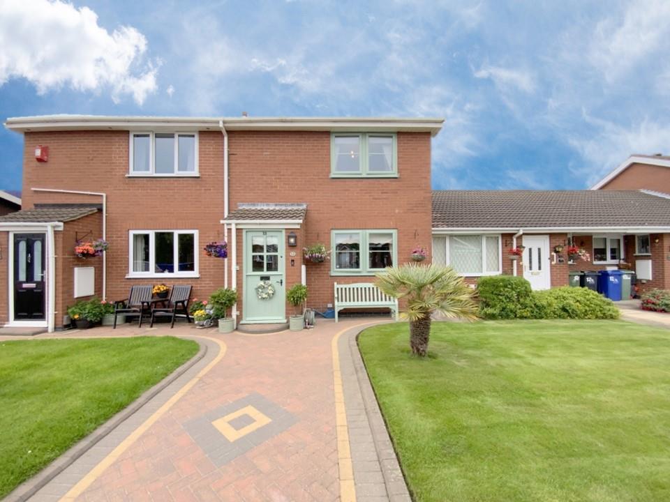 Suggitts Orchard, Cleethorpes 2 bed terraced house for sale £140,000