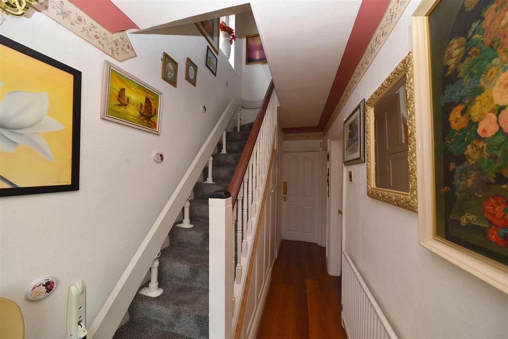 Hall1.JPG