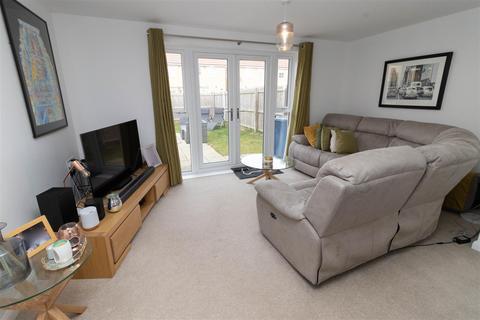 3 bedroom semi-detached house for sale, Cheltenham Close, North Gosforth, Newcastle Upon Tyne