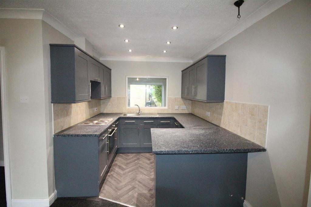 Dining kitchen