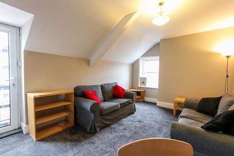 2 bedroom apartment to rent, Grosvenor Place, Jesmond, NE2