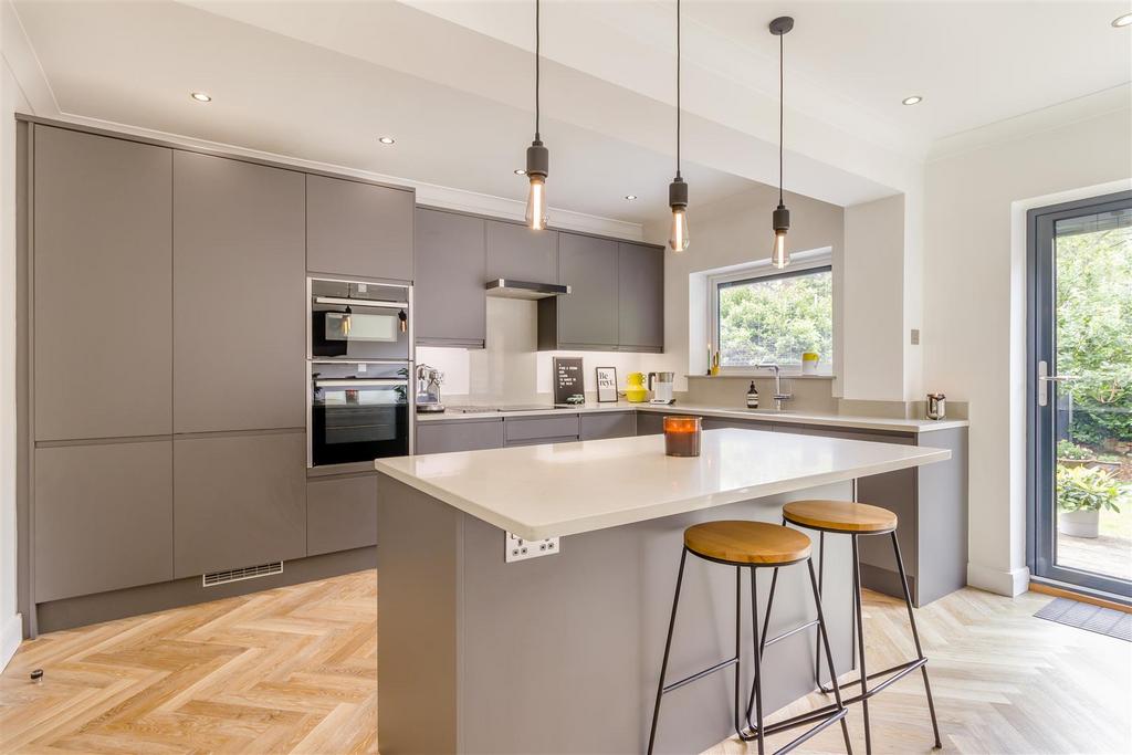 8609890-interior03.jpg