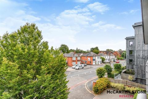 1 bedroom apartment for sale, Kings Place, Fleet Road, Fleet, GU51 3FS