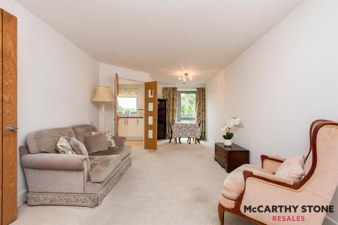 1 bedroom apartment for sale, Kings Place, Fleet Road, Fleet, GU51 3FS