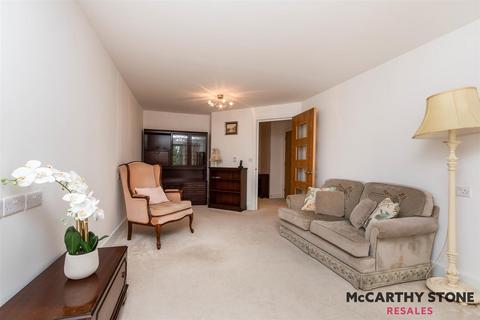 1 bedroom apartment for sale, Kings Place, Fleet Road, Fleet, GU51 3FS