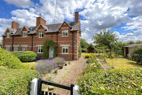 2 bedroom semi-detached house for sale, Easthorpe Road, Bottesford