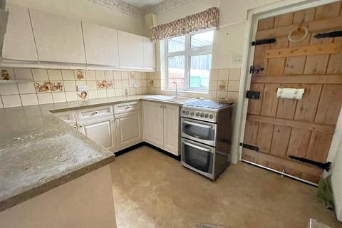 2 bedroom semi-detached house for sale, Easthorpe Road, Bottesford