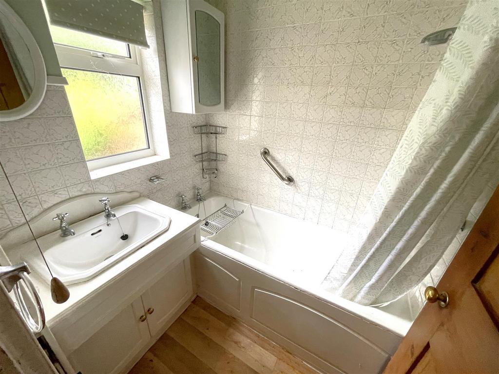 Ground floor bathroom