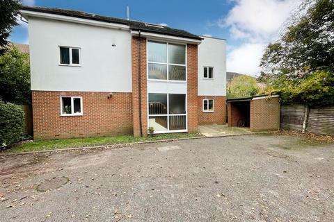 1 bedroom flat for sale, 77 Hill Lane, Southampton SO15