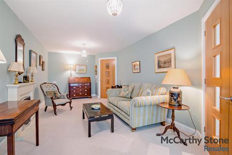 1 bedroom apartment for sale, Lambrook Court, Gloucester Road, Larkhall, Bath, BA1 8AZ