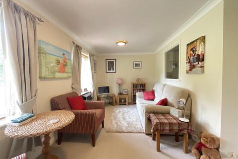 1 bedroom flat for sale, Wash Beck Close, Scarborough