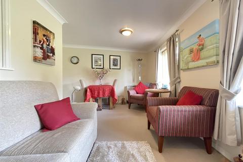 1 bedroom flat for sale, Wash Beck Close, Scarborough