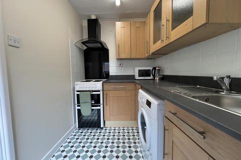 1 bedroom flat to rent, South Street, Salisbury SP2