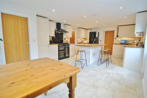 3 bedroom detached house for sale, London Road, Thrupp, Stroud, Gloucestershire, GL5