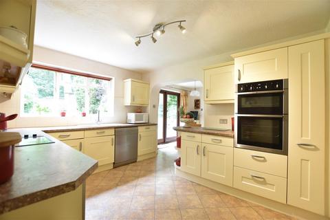 4 bedroom detached house for sale, Beech Holt, Leatherhead KT22