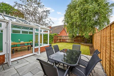 3 bedroom terraced house for sale, Kingfisher Way, Fishlake Meadows, Romsey, Hampshire