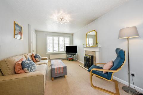 3 bedroom terraced house for sale, Kingfisher Way, Fishlake Meadows, Romsey, Hampshire