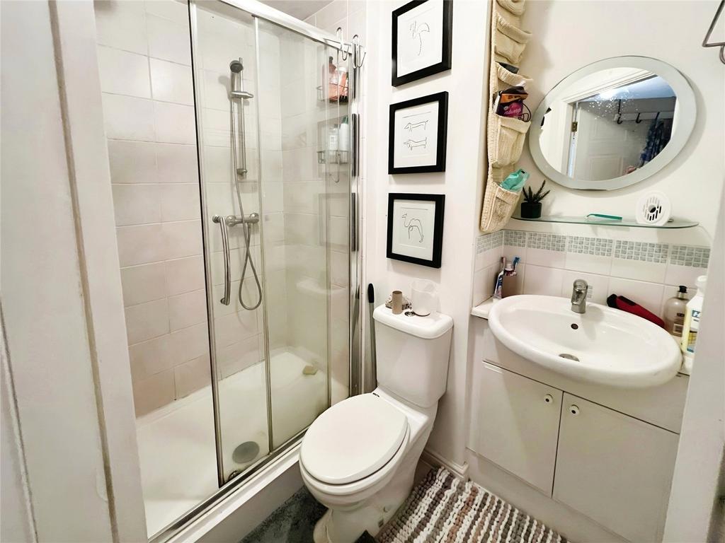 Ensuite