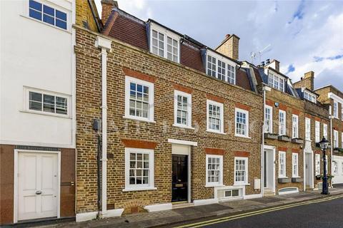 3 bedroom house to rent, Fairholt Street, London SW7