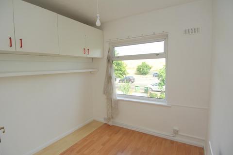 2 bedroom maisonette for sale, London Road, Ashford TW15