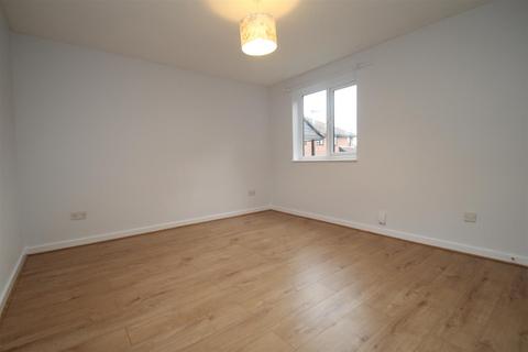 2 bedroom maisonette to rent, Fairhill, Hemel Hempstead