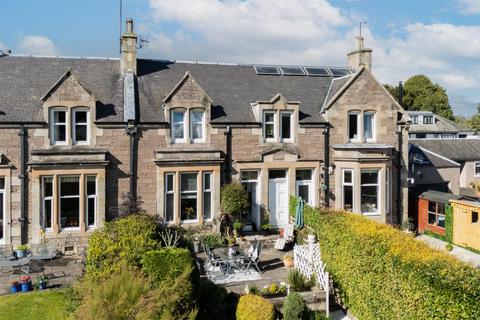 16 Oakbank Road, Perth, PH1 1DG