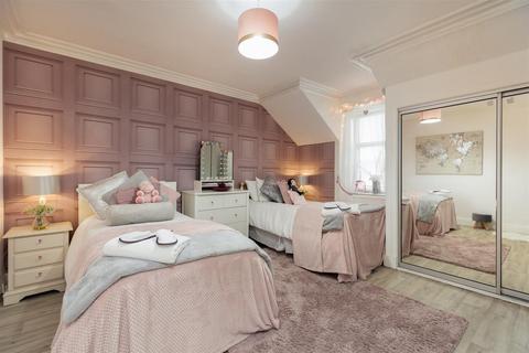 16 Oakbank Road, Perth, PH1 1DG