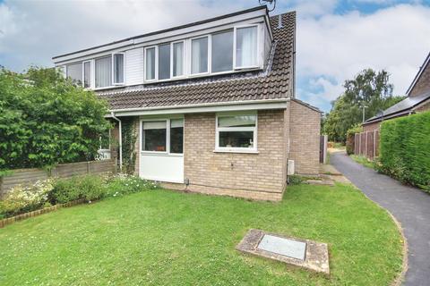 3 bedroom semi-detached house for sale, Swan Close, St Ives