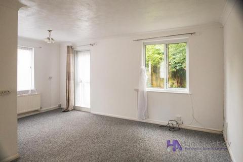 2 bedroom end of terrace house to rent, Redhouse Close, High Wycombe HP11