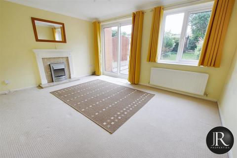 2 bedroom terraced house for sale, Chapelside, Rugeley WS15