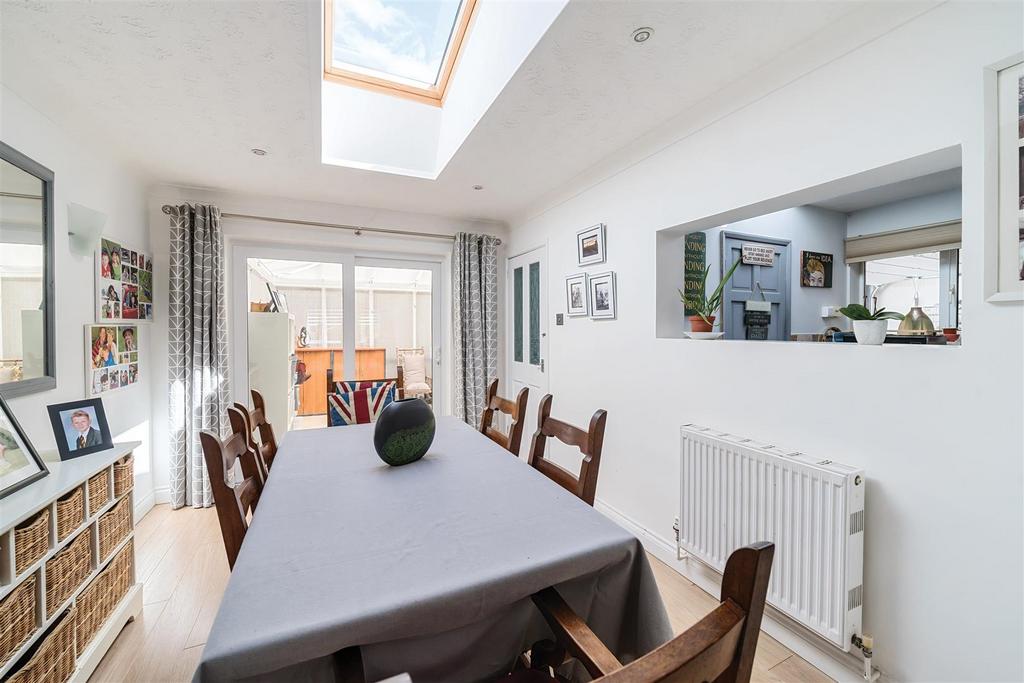 Dining Room.jpg