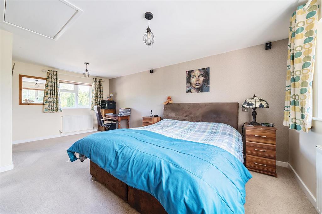 Bedroom.jpg