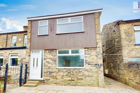 3 bedroom end of terrace house for sale, Shelf Hall Lane, Shelf, Halifax