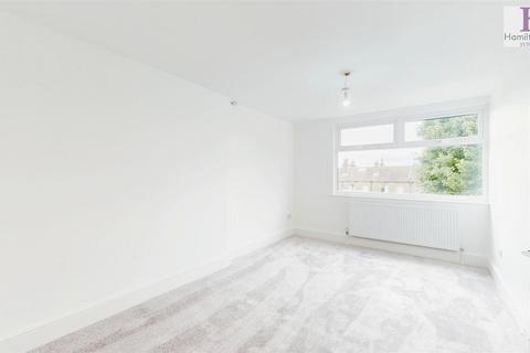 3 bedroom end of terrace house for sale, Shelf Hall Lane, Shelf, Halifax