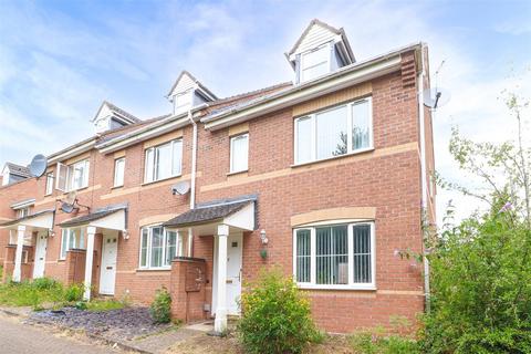 3 bedroom end of terrace house to rent, Peckstone Close, Coventry CV1