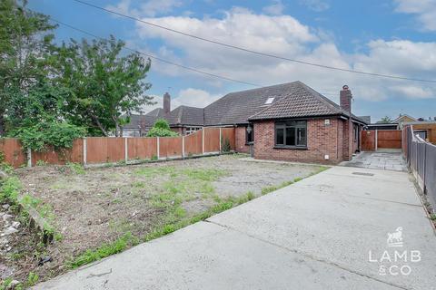 3 bedroom semi-detached bungalow for sale, St. Osyth Road East, Clacton-On-Sea CO16