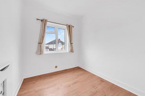 3 bedroom property to rent, Felhampton Road, London SE9