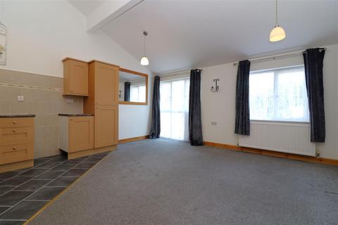 24 Aspen Grove, Fremington, Barnstaple, EX31 3FB
