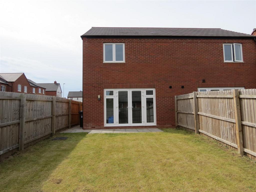 10 Griffiths Close - Rear 2.JPG