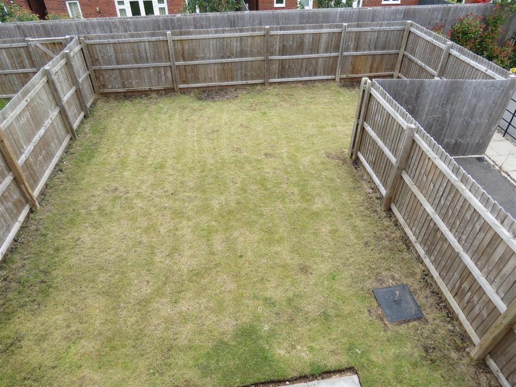 10 Griffiths Close - Rear 3.JPG