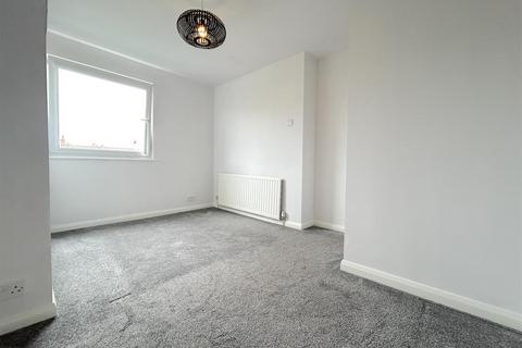 1 bedroom flat to rent, Ailsa Road, Westcliff-On-Sea