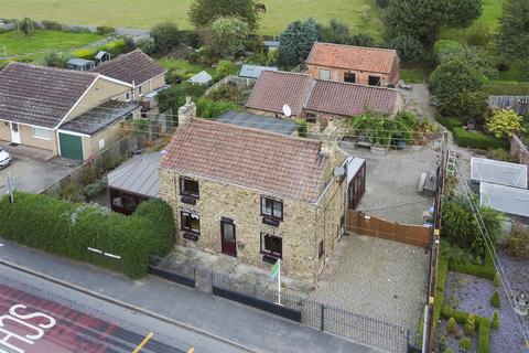 3 bedroom detached house for sale, High Street, Holme-On-Spalding-Moor, York