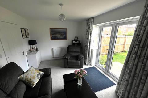 3 bedroom semi-detached house for sale, Linby Drive, Bircotes DN11 8FP
