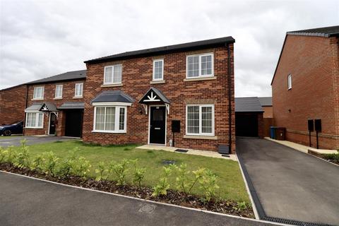 4 bedroom detached house for sale, Coperland Crescent, Market Weighton