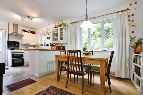 13 Hencliffe Road, Stockwood, Bristol, BS14 8AP