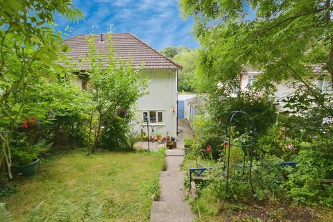 13 Hencliffe Road, Stockwood, Bristol, BS14 8AP