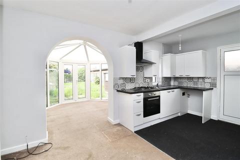 3 bedroom semi-detached house for sale, Hemlock Avenue, York