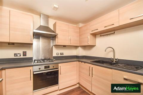 2 bedroom apartment for sale, Lankaster Gardens, East Finchley N2