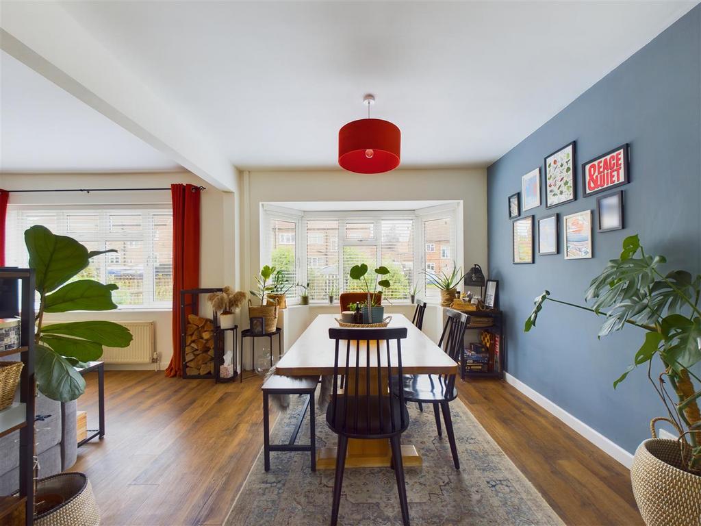 Open lounge/dining area