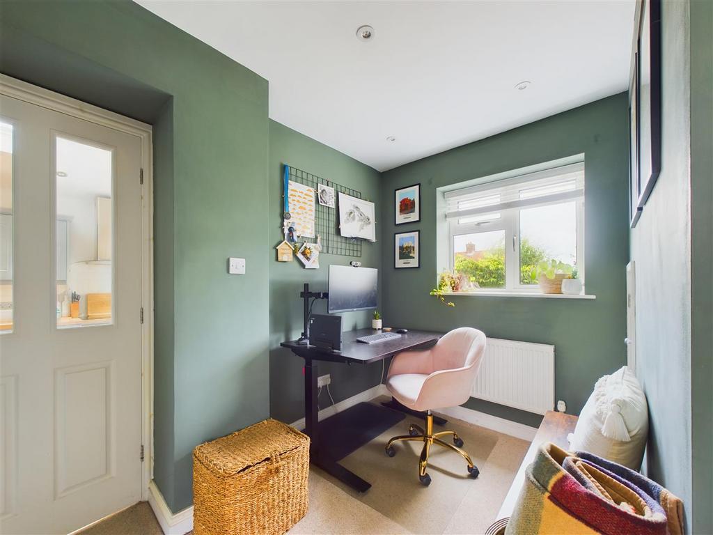 Inner hall/office
